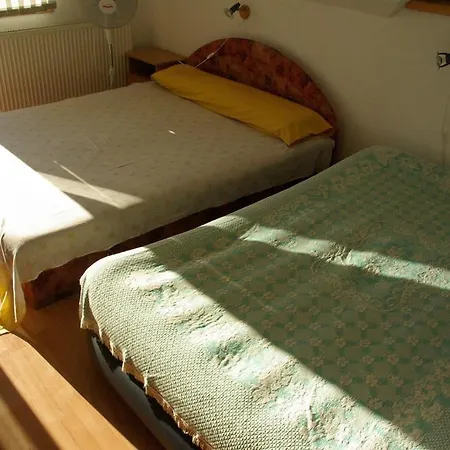 Daire Spanish House *