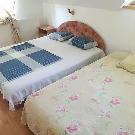 Daire Spanish House *